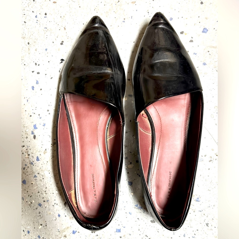 Zara Trafaluc Black Patent Leather Pointy Toed Flats